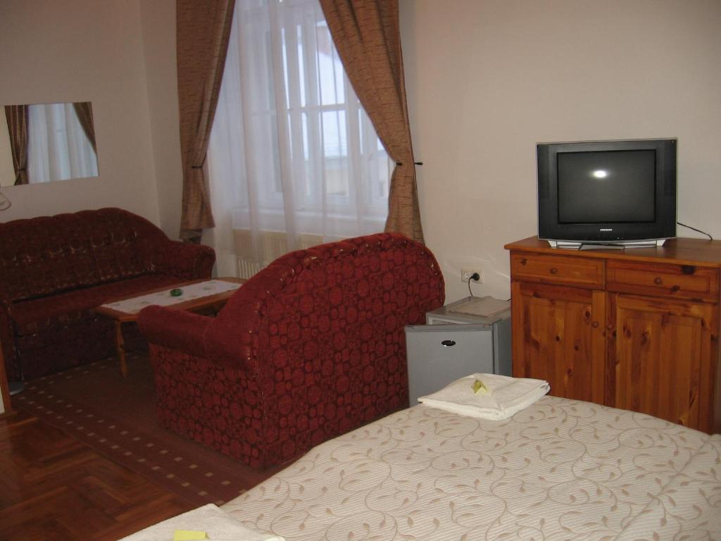 Mater Salvatoris House Hotel Godollo Room photo
