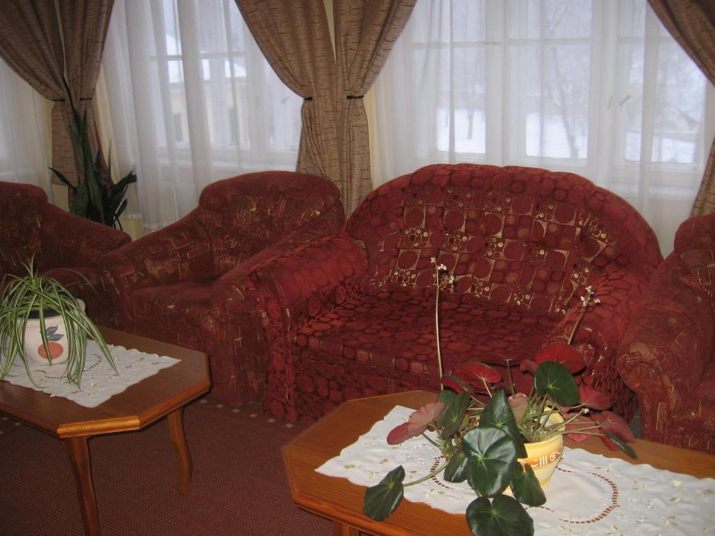 Mater Salvatoris House Hotel Godollo Exterior photo